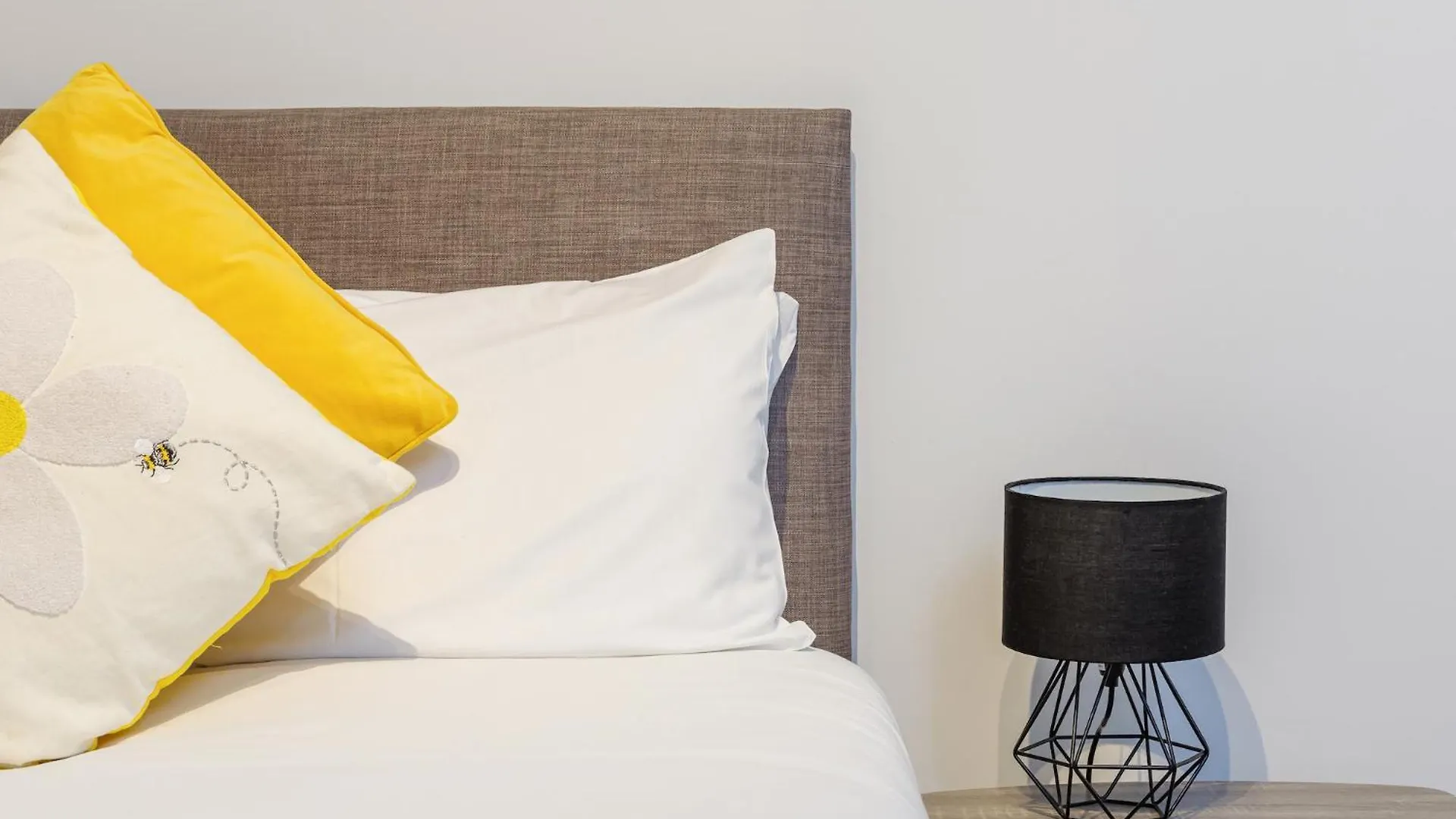 Central 6 Bedroom Townhouse Brighton United Kingdom